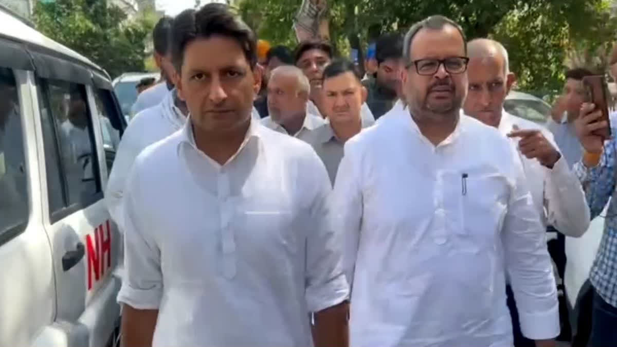 'झुनझुना' मामले पर दीपेंद्र हुड्डा बोले- 'एसडीएम को जवाब देना होगा, मामले की हो उच्चस्तरीय जांच'