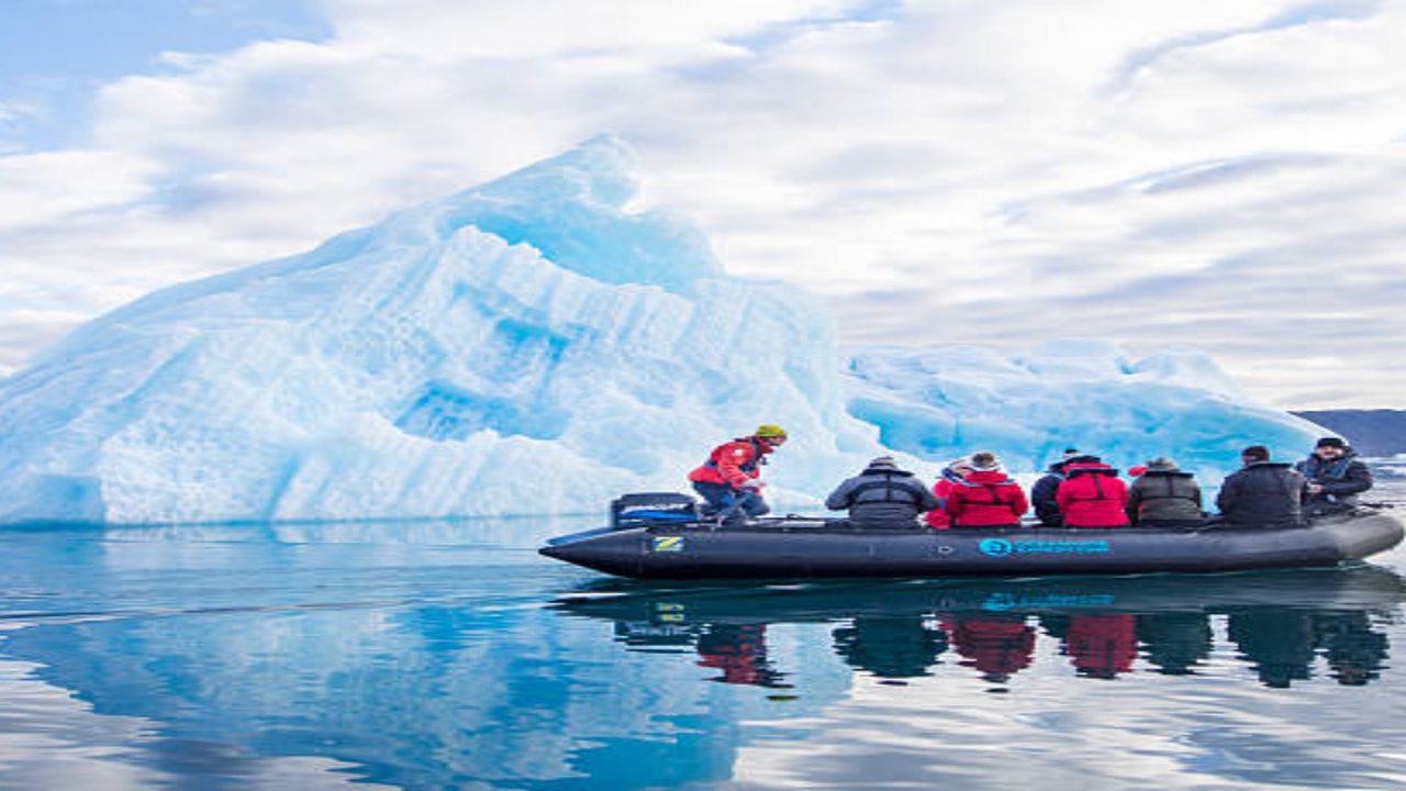 दुनिया का सबसे बड़ा द्वीप, जहां नहीं एक भी सड़क, खूबसूरती देख हैरान रह जाएंगे
