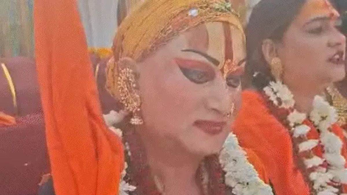 महाशिवरात्रि पर भोपाल में देश की पहली किन्नर शंकराचार्य का पट्टाभिषेक, 60 धर्मांतरित किन्नरों की 'घर वापसी'