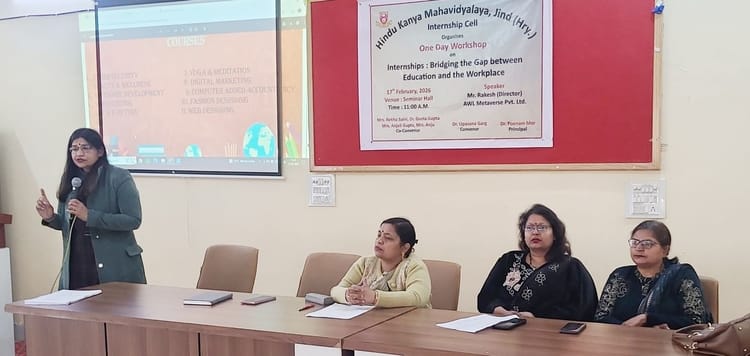 कार्यशाला कॅरिअर निर्माण में सहायक : डॉ. पूनम