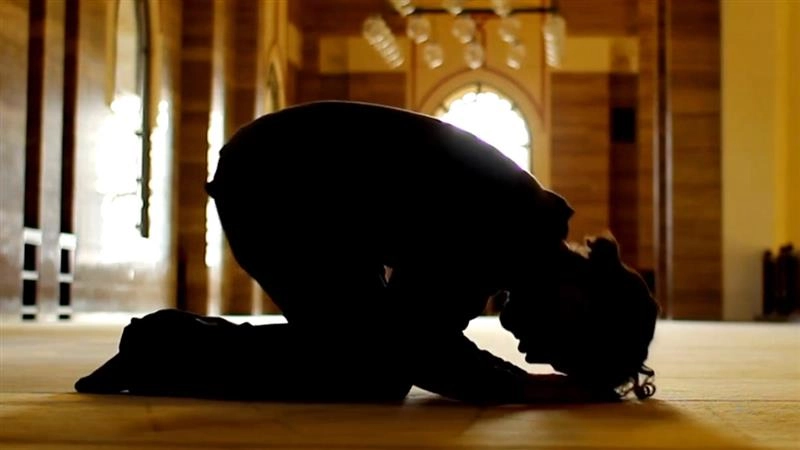 Ramadan 2026 Special Namaz : तरावीह और अन्य विशेष नमाजों का महत्व और तरीका जानें