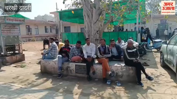 चरखी दादरी: दीवार से टकराई बाइक, दो लोगों की हुई मौत