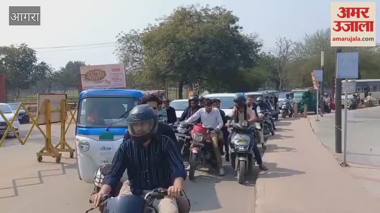 VIDEO: मेट्रो कार्य के चलते बिना सूचना बंद हुआ रास्ता, पुरानी मंडी चौराहे पर हंगामा