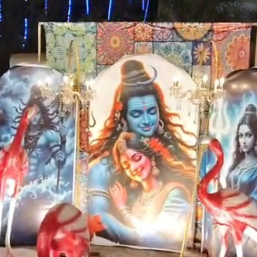 अररिया में आज शाम निकलेगी शिव बरात:महाशिवरात्रि पर हजारों श्रद्धालु शामिल होंगे, भूत-पिशाच झांकियां होंगी, पुलिस ने सुरक्षा और ट्रैफिक पूरी तरह संभाली