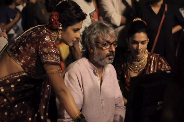 भव्य सेट और महिलाओं का दबदबा, क्यों संजय लीला की फिल्मों में दिखते हैं ये दो खास फैक्टर्स