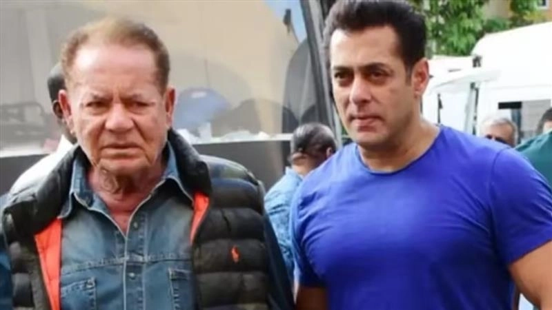 Salim Khan Hospitalised: सलीम खान मुंबई के लीलावती अस्पताल में भर्ती, पिता का हाल जानने पहुंचे सलमान खान, फैंस कर रहे जल्द स्वस्थ होने की दुआ (Watch Video)