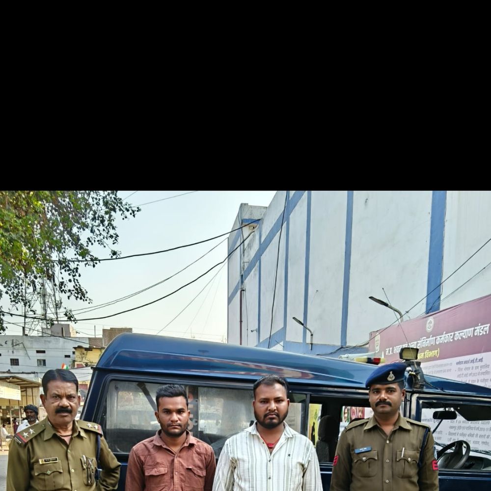 शोरूम में मारपीट करने वाले दो आरोपी गिरफ्तार, जेल भेजा