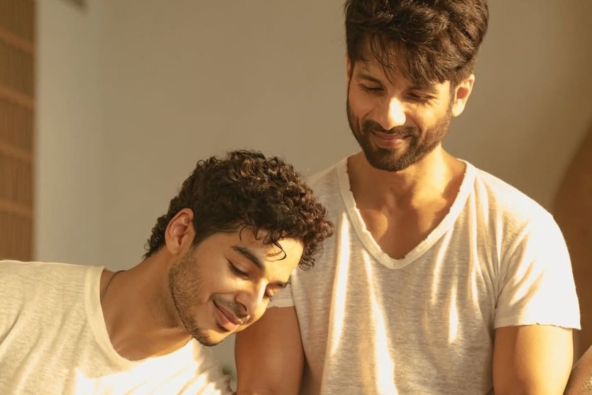 पिता भले ही अलग, मगर 1 ही मां के 2 लाडले हैं शाहिद कपूर-ईशान खट्टर, चर्चा में रहती है सबसे 'कूल' भाइयों की जोड़ी