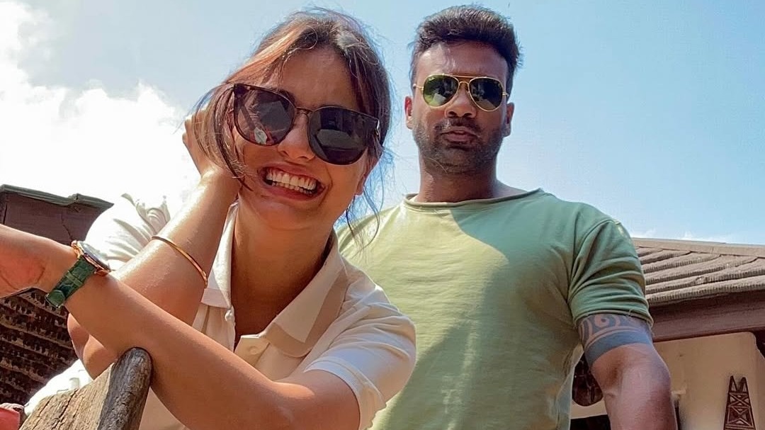 मुश्किल में है एक्ट्रेस की शादी? बिजनेसमैन पति ने तोड़ी चुप्पी- ओए जल्दी...