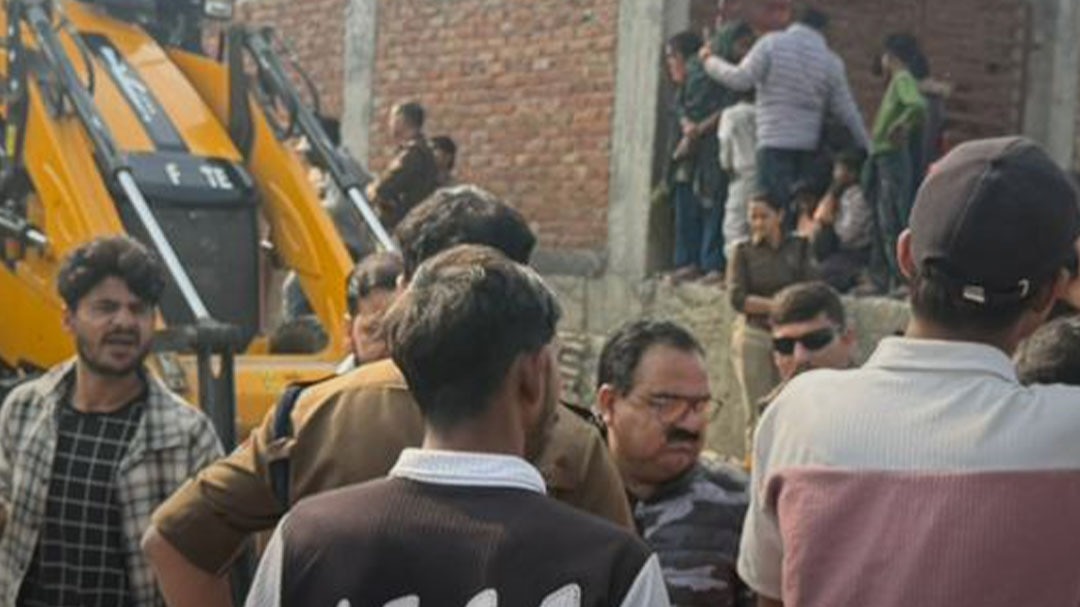 देहरादून में तस्करों के ठिकानों पर बुलडोजर एक्शन