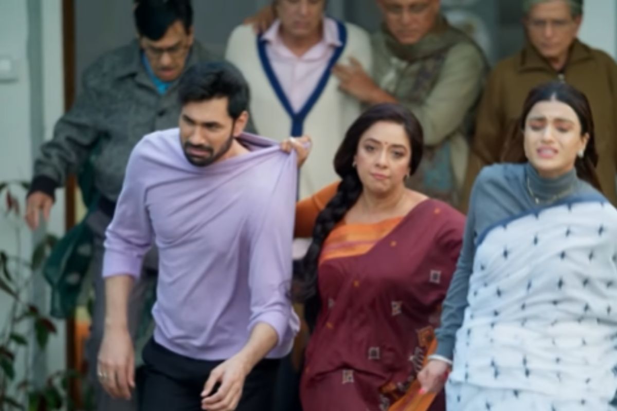 अनुपमा ने सरेआम उतारा अर्जुन-टीना का नकाब, शो में हाई वोल्टेज ड्रामा