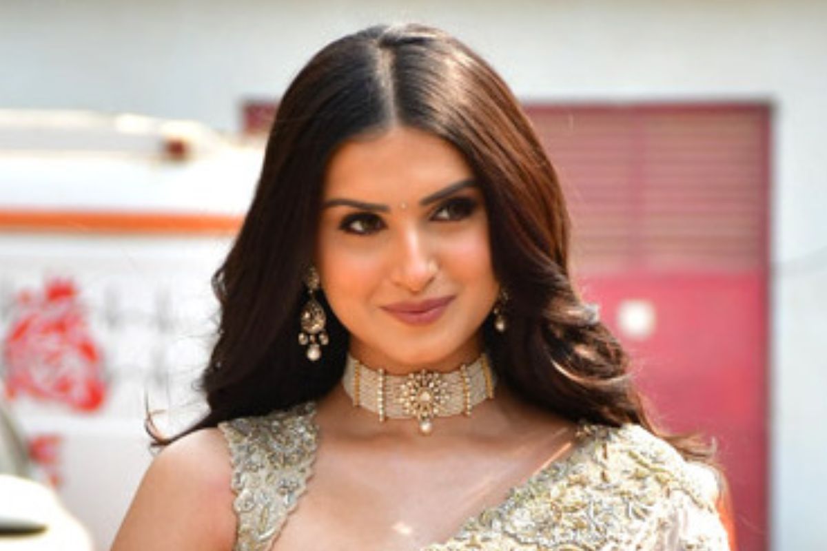 तारा सुतारिया ने खरीदा नया घर, देख कर रह जाएंगे आप हैरान