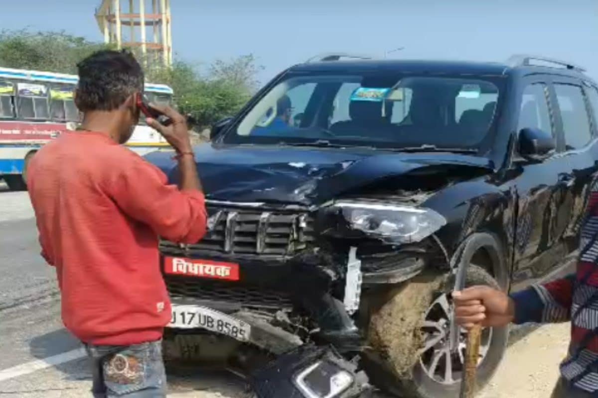 बूंदी में बड़ा सड़क हादसा, विधायक की कार की टक्कर से स्कूटी सवार की मौत, हाईवे पर शव रखकर प्रदर्शन