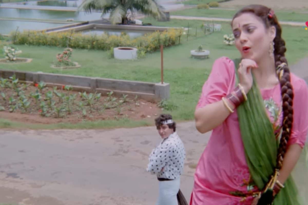 'हाय क्या पूछते हो दर्द किधर होता है', अनुराधा पौडवाला ने गाया गाना, मंदाकिनी ने बगीचे में दिखाई दिलकश अदाएं