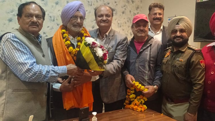 Ambala News: हॉकी के द्रोणाचार्य बलदेव सिंह पहुंचे अंबाला, बोले- हरियाणा की खेल नीति ने बढ़ाया