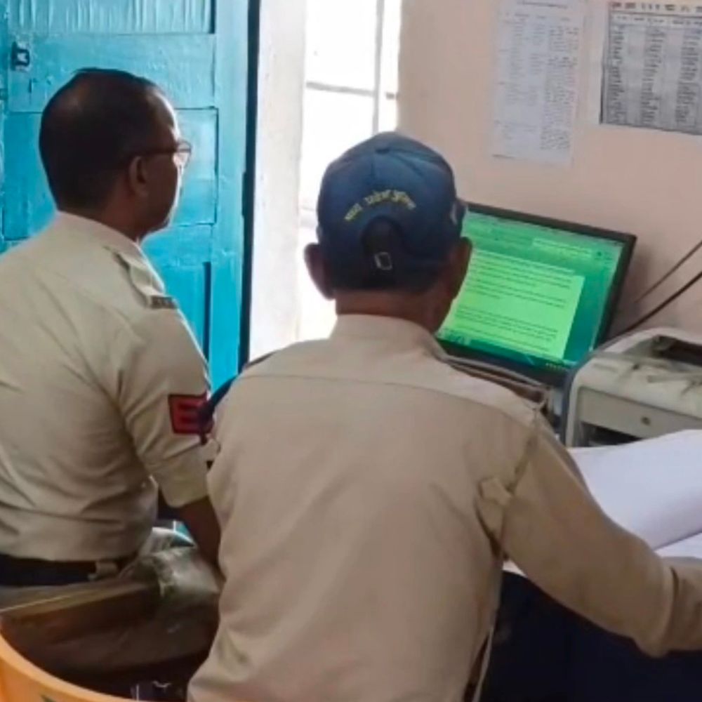 राजगढ़ में महिला से दुष्कर्म, 4 पर केस दर्ज:फोटो-वीडियो वायरल करने की धमकी, शादी का दबाव, इंदौर ले जाकर भी दुष्कर्म