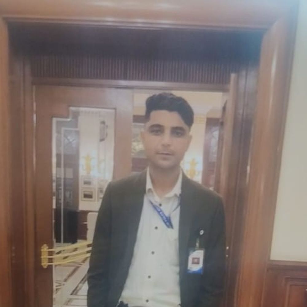 दिल्ली पुलिस के सिपाही ने की आत्महत्या:बागपत में मां ने शराब पीने से किया मना, विवाद के बाद पड़ोसी के घर में जाकर सिर में मारी गोली