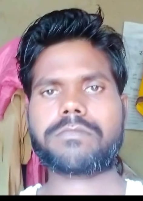 Farrukhabad News: कांवड़िया को टक्कर मार बेकाबू कार खंभे से टकराई, चालक की मौत