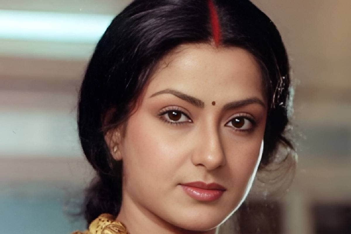 मौसमी चटर्जी की वो फिल्म, स्टार डायरेक्टर के बेटे, टॉप एक्ट्रेस की बेटी ने मिलकर बना डाला जिसे डिजास्टर