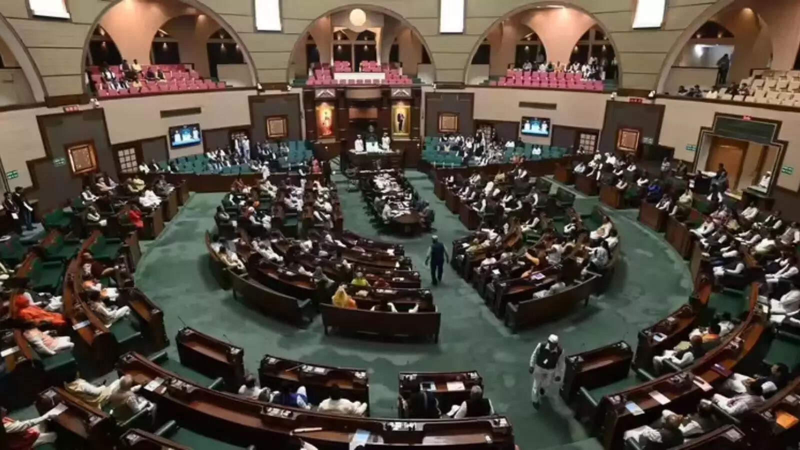 MP Budget News: मध्य प्रदेश का पहला 'पेपरलेस' बजट 18 फरवरी को, सूटकेस की जगह टैबलेट, खजाना खोलेगी सरकार