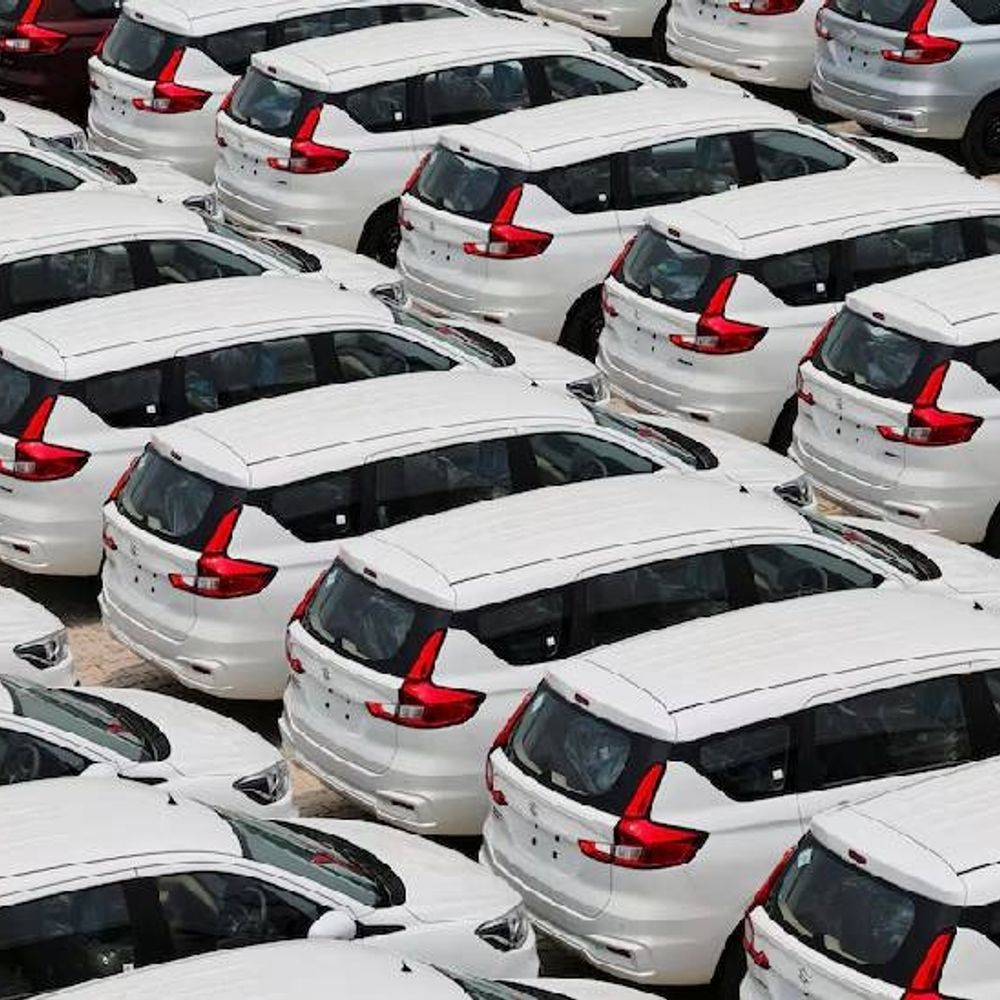 सालाना 90 लाख होगा कार प्रोडक्शन:कार कंपनियां 1 लाख करोड़ लगा 65% बढ़ाएंगी उत्पादन, कम दाम पर बेहतर कारों की उम्मीद