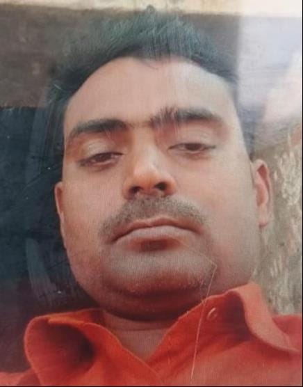 Lucknow News: ओवरटेक के दौरान बाइक अनियंत्रित, टैंकर के पहिये के नीचे आकर चालक की मौत