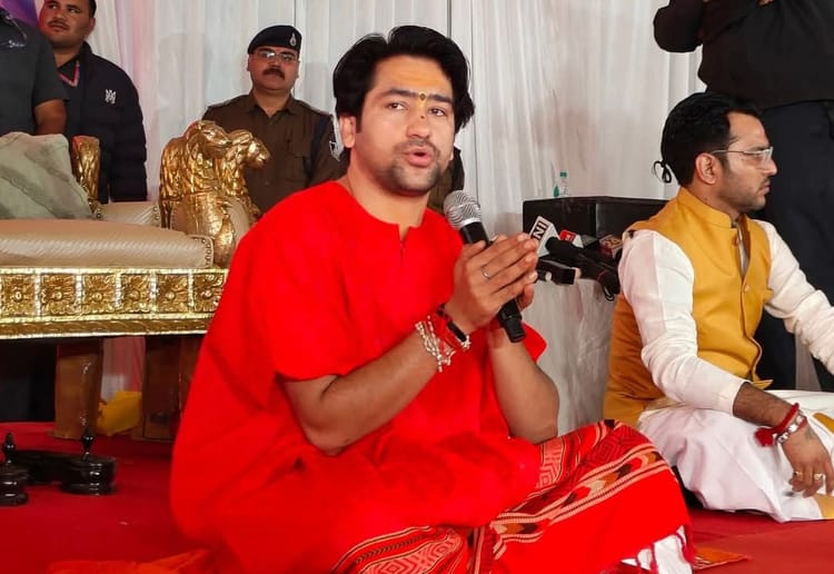 Lucknow: धीरेंद्र शास्त्री की पहली बार शहर में होने वाली कथा पर लगा 'ग्रहण', एलडीए ने आवंटन किया रद्द