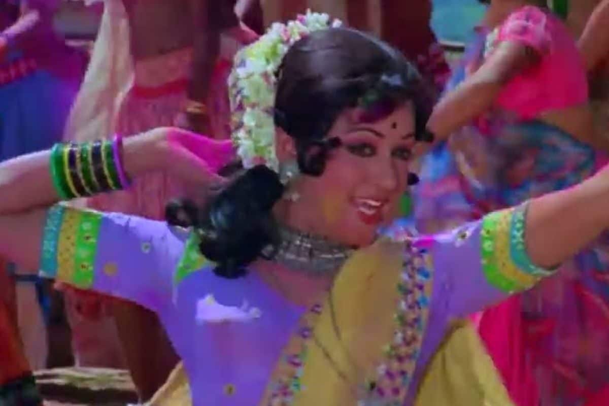 शोले का वो हिट गाना, जो 10 दिनों तक हुआ शूट, खूब उड़ा प्यार का रंग, लता-किशोर कुमार ने सुरों से घोली मिठास