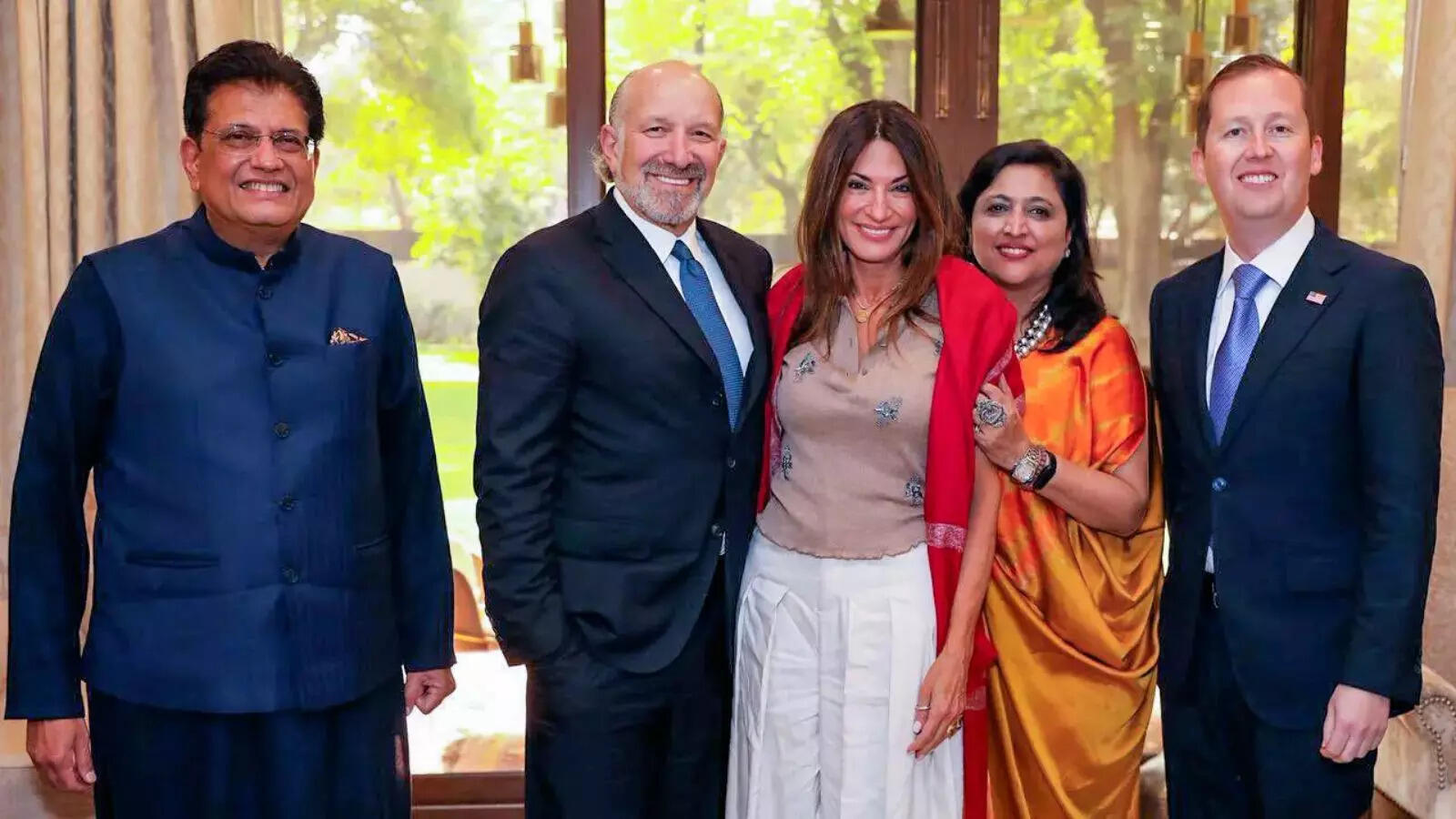 भारत से माफी मंगवाने की गलतफहमी में थे! अब इंडिया में कूल-कूल नजर आ रहे ट्रंप के कॉमर्स सेक्रेटरी