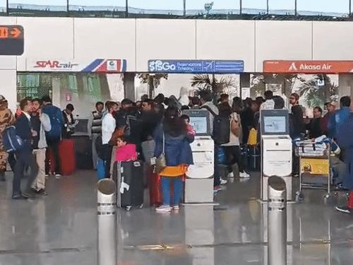 लखनऊ से खाड़ी देशों की सभी उड़ानें रद्द:दुबई एयरस्पेस बंद, 1 मार्च को 14 डिपार्चर-अराइवल फ्लाइट्स निरस्त