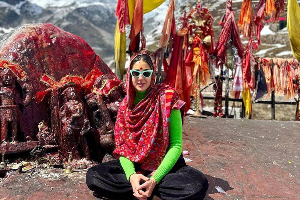 सारा अली खान को केदारनाथ दर्शन के लिए देना होगा एफिडेविट, नए नियम से मची हलचल