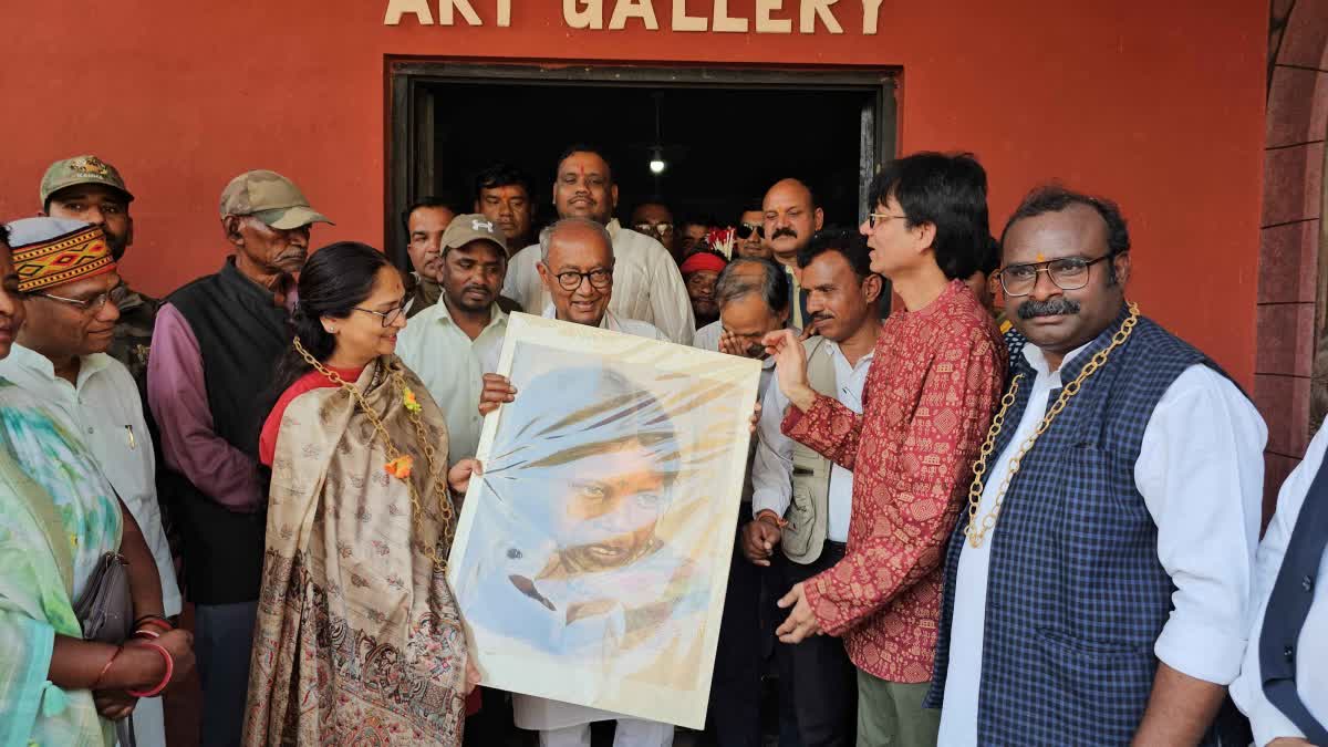 पाइप लाइन में पानी नहीं, कान्हा में बाहरी लोगों का दबदबा, आदिवासियों की समस्याएं सुन चौंके दिग्विजय