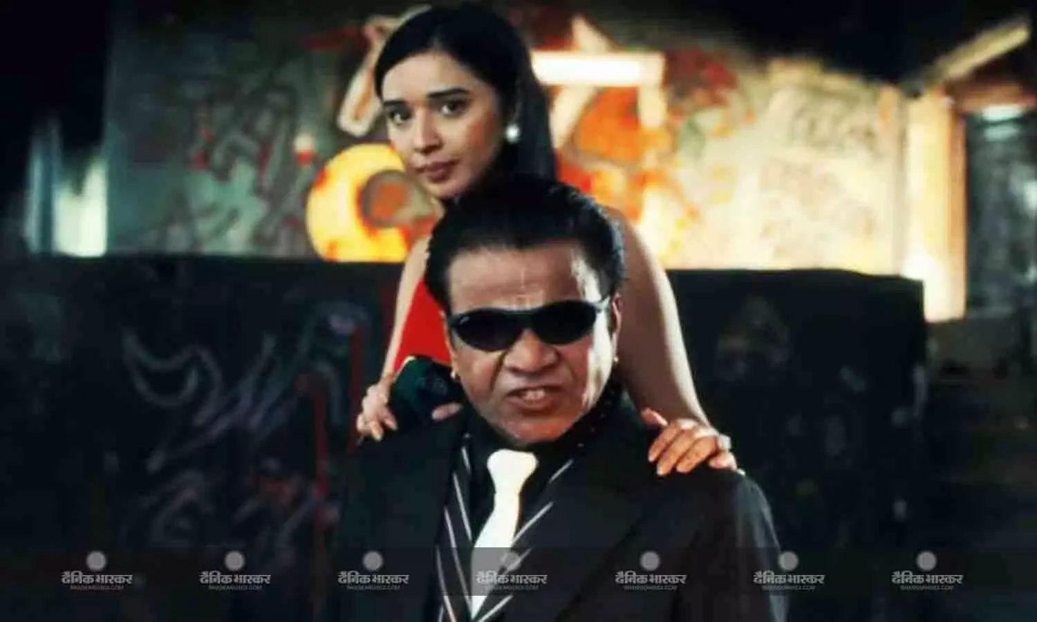 तान्या मित्तल को गुंडों से बचाने छोटा डॉन बनकर पहुंचे राजपाल यादव, दोनों को साथ देखकर यूजर बोले- 'आग लगा दी'