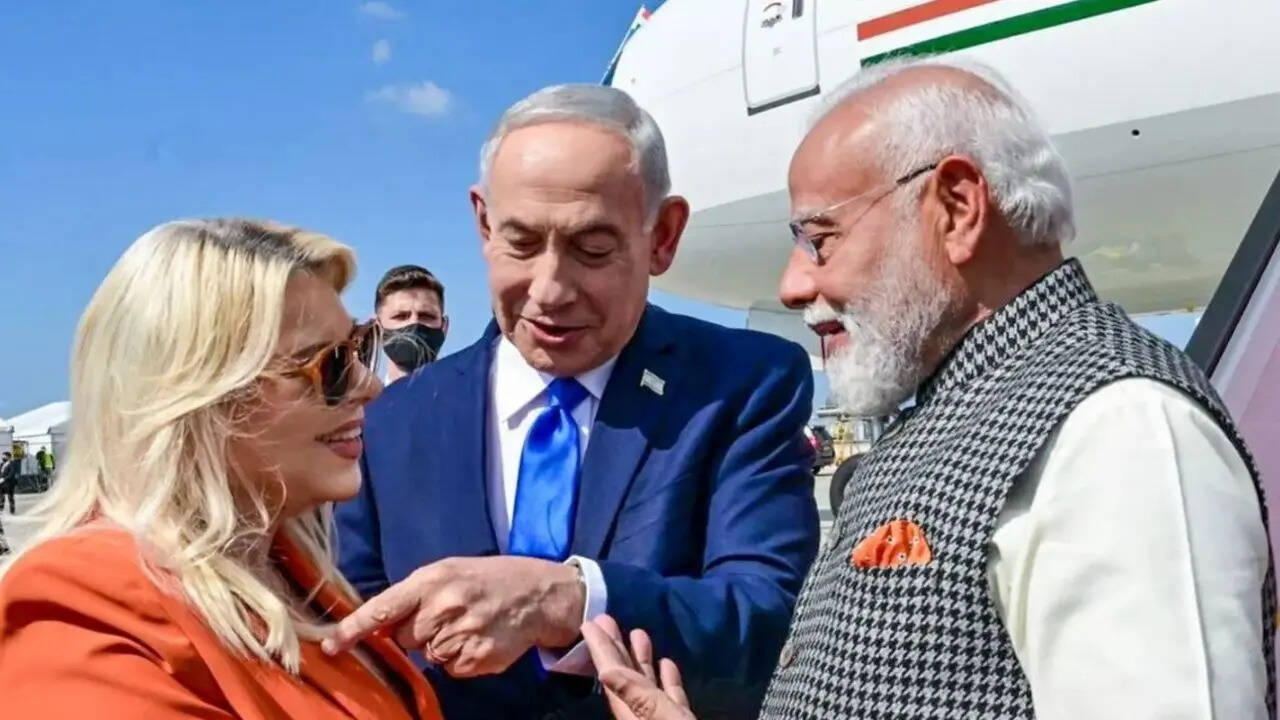 क्या PM मोदी के इजरायल दौरे के कारण 48 घंटों तक ईरान पर हमला रोका गया? युद्ध छिड़ने पर सोशल मीडिया पर चर्चा