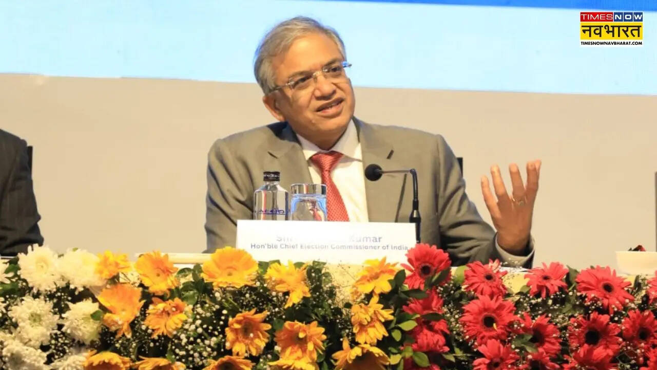 केरल में कब हो सकते हैं चुनाव? निर्वाचन आयोग चुनावी तैयारियों का लेंगे जायजा; इन राज्यों का हो चुका है दौरा