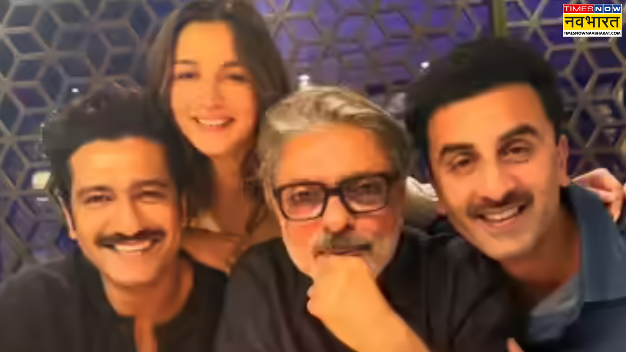 SCOOP: संजय लीला भंसाली खुद हैं Love & War पोस्टपोन की वजह!!