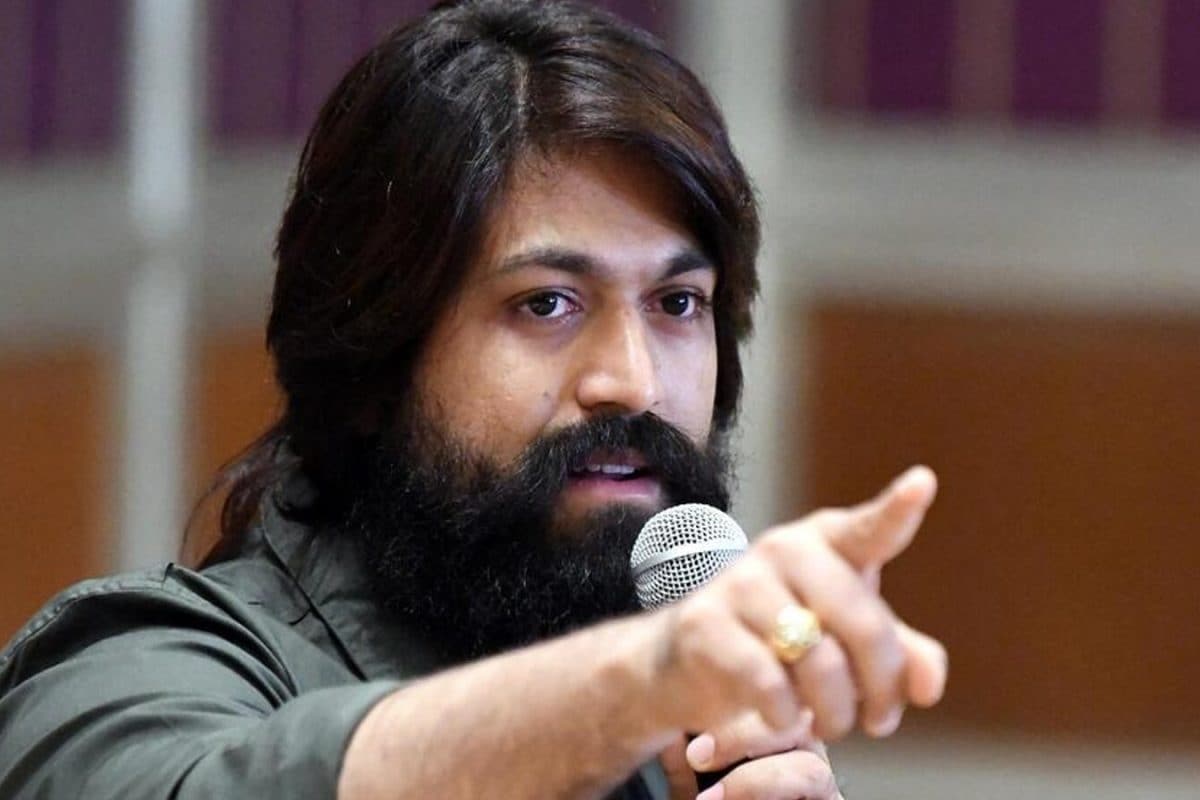 यश के फैंस को बड़ा झटका, 'टॉक्सिक' की रिलीज टली, रणवीर सिंह की 'धुरंधर 2' की हुई चांदी