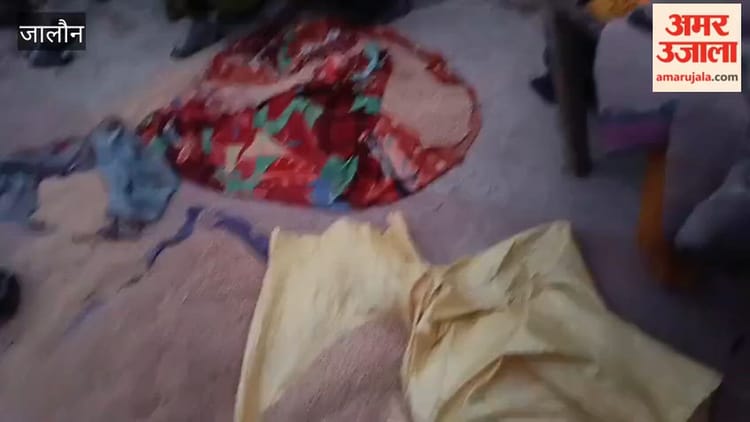 जालौन: शॉर्ट सर्किट की चिंगारी से लाखों की गृहस्थी राख