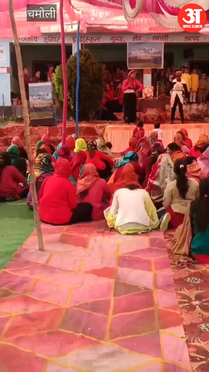 Tharali: रंगारंग कार्यक्रमों के साथ धूमधाम से मनाया गया गुमड़ गांव का प्रथम स्थापना दिवस