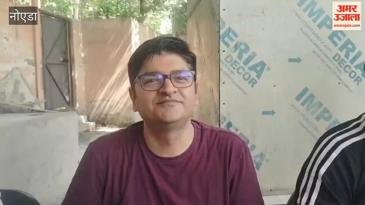 ओमिक्रॉन-2 सेक्टर में अमर उजाला संवाद का आयोजन