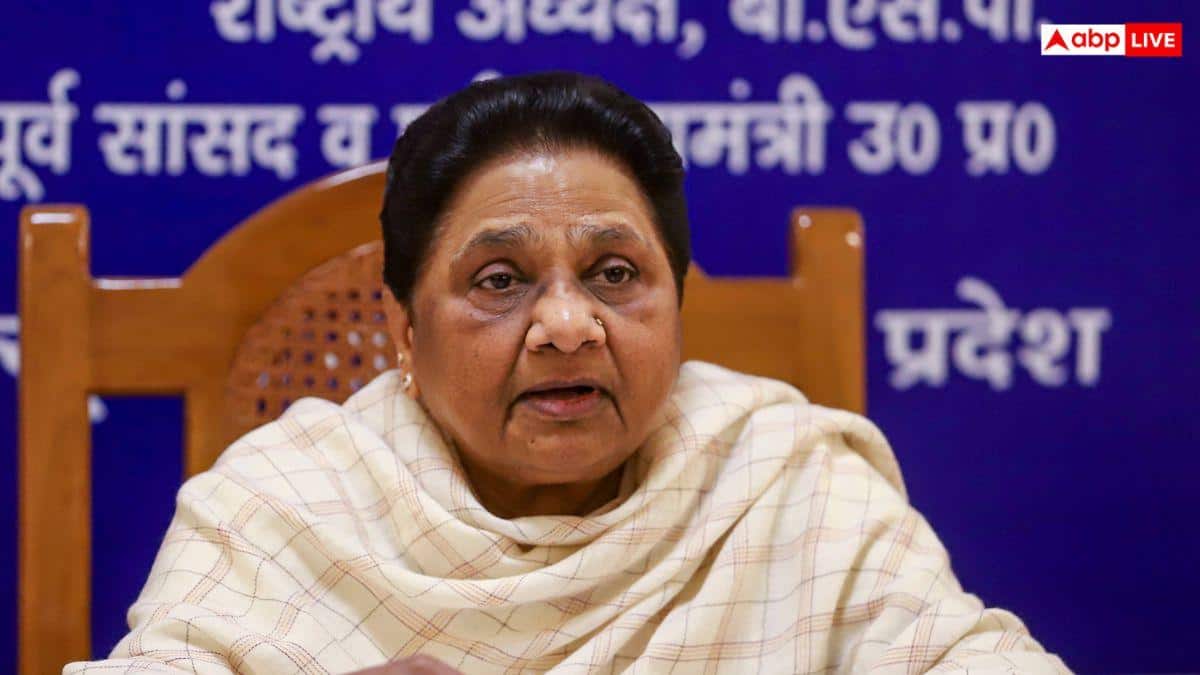 UP News: 'अति-दुर्भाग्यपूर्ण! वे आदिवासी समाज...' राष्ट्रपति मुर्मू प्रोटोकॉल विवाद पर मायावती की एंट्री