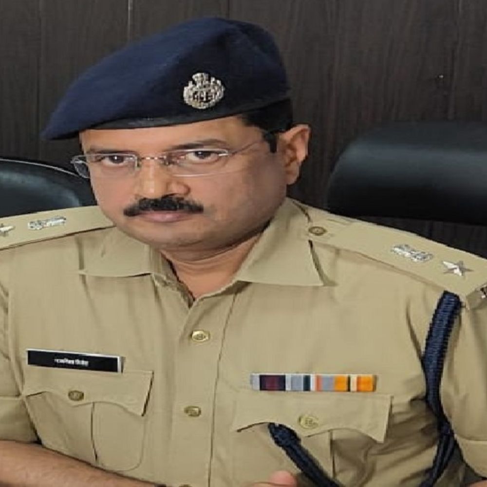 बिलासपुर में 130 पुलिसकर्मियों का ट्रांसफर,देखें पूरी लिस्ट:3-SI, 10-ASI, 23 प्रधान-आरक्षक और 94 कांस्टेबल का तबादला,शिकायत पर हटाए गए पुलिसकर्मियों को फिर मिला थाना