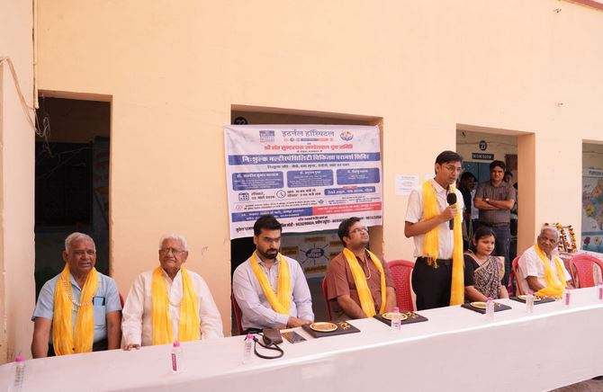 संत सुन्दरदास खण्डेलवाल युवा समिति ने आयोजित किया निशुल्क मल्टीस्पेशियलिटी चिकित्सा शिविर
