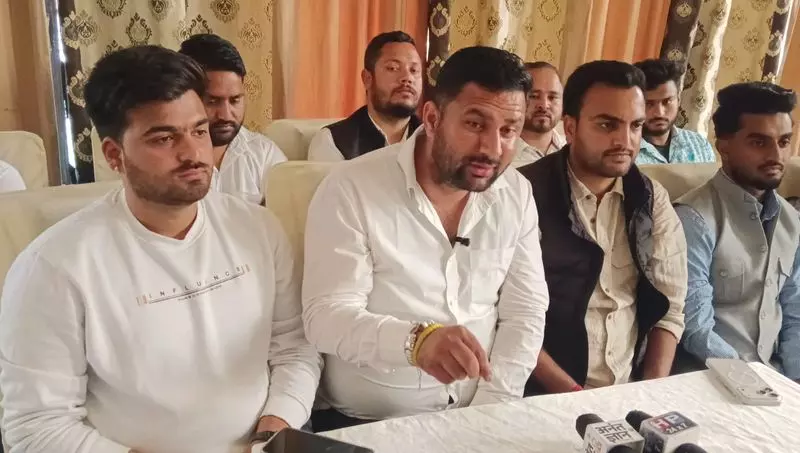 Himachal: यूथ कांग्रेस अध्यक्ष ने रेवेन्यू डेफिसिट ग्रांट वापस लेने पर केंद्र की आलोचना की