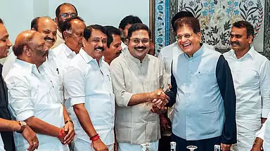 मुख्यमंत्री स्टालिन दिल्ली जाने से डरते हैं ; TTV Dhinakaran