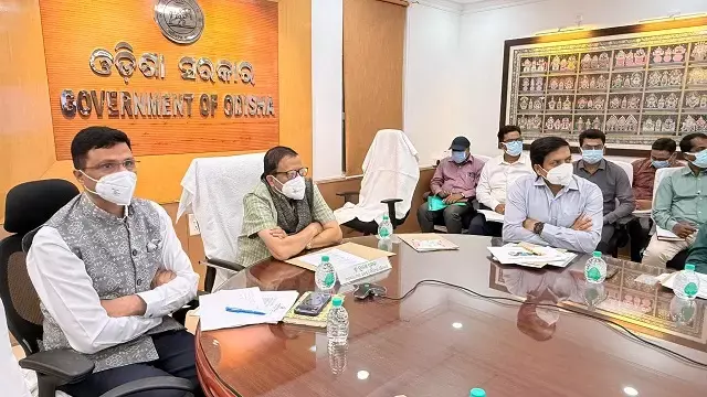 गर्मी के मौसम में लोगों के जीवन की सुरक्षा हमारी प्राथमिकता है: Odisha के राजस्व एवं आपदा प्रबंधन मंत्री