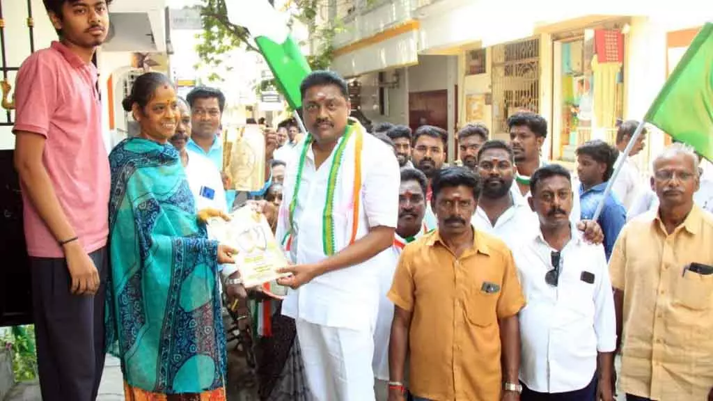 Puducherry कांग्रेस में दरार खत्म, छह बागी उम्मीदवार सस्पेंड