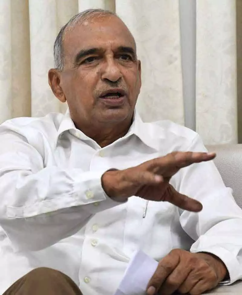 ‘4 साल बाद किसानों के खिलाफ वारंट क्यों जारी?’ पूर्व मंत्री ने Haryana सरकार से पूछा
