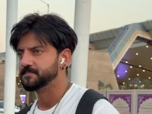 जयपुर में सोनाक्षी-जहीर ने साथ मनाई होली:वेबसीरीज 'दहाड़-2' की शूटिंग के बीच रंगों में डूबा कपल; अपने करीबी दोस्तों के बीच किया सेलिब्रेट