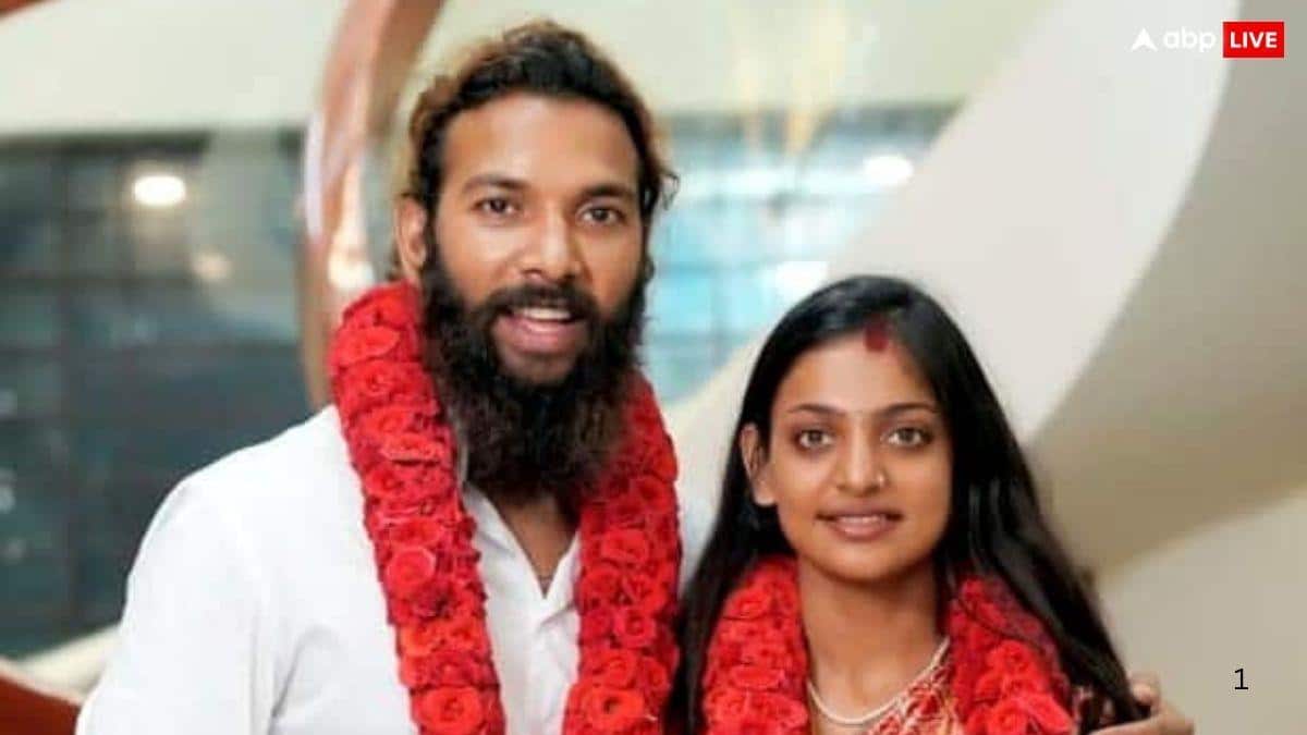 मोनालिसा की मुस्लिम बॉयफ्रेंड संग शादी पर बड़े पापा ने किया रिएक्ट, बोले- 'हमारी बेटी को लव जिहाद में फंसाया है'